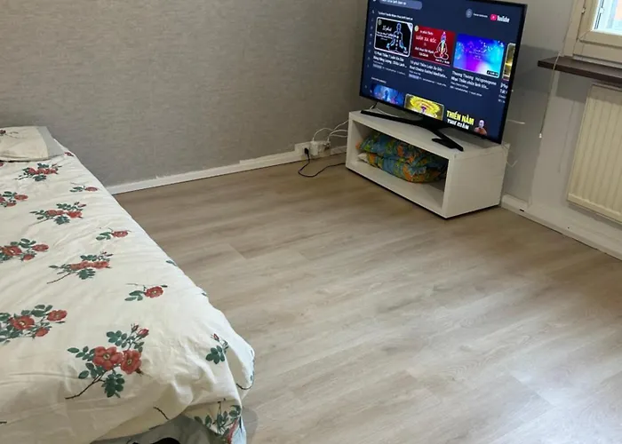 Near The Airport In About 9 Minutes Apartment *